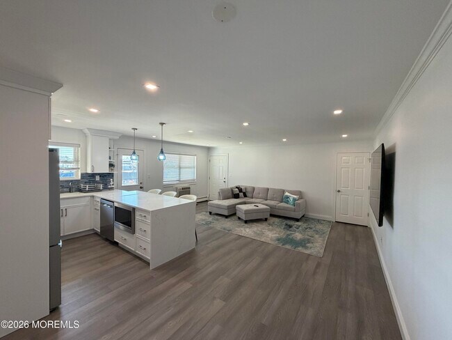 Building Photo - 135 Wharfside Dr