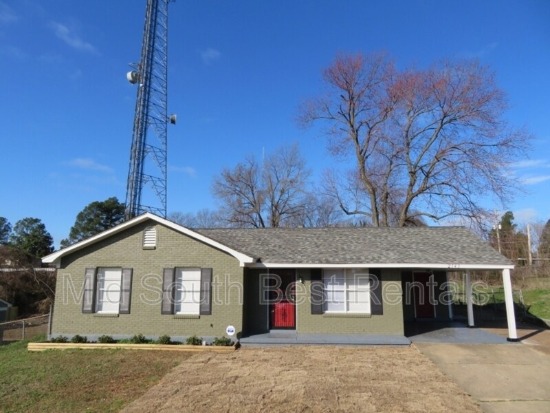 Primary Photo - 2143 Chattering Ln