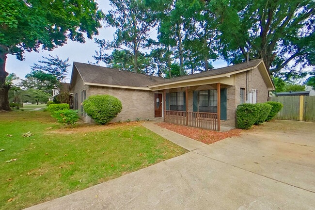 Building Photo - 4224 Beardsley Dr