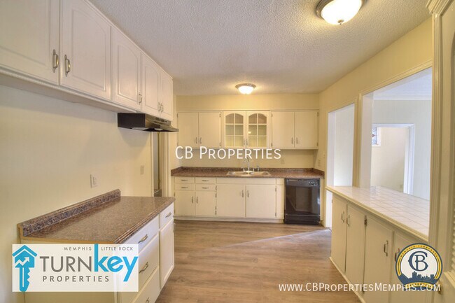 Foto del edificio - 1745 Myrna Ln