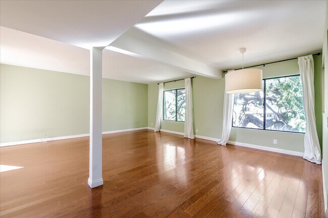 Building Photo - 4700 Natick Ave