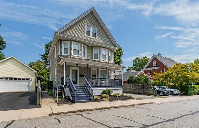 Building Photo - 3 Thurston Ave