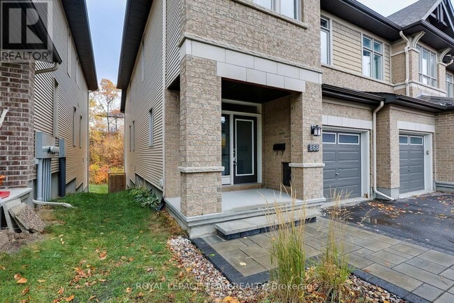 Photo du bâtiment - 868 Fletcher Cir