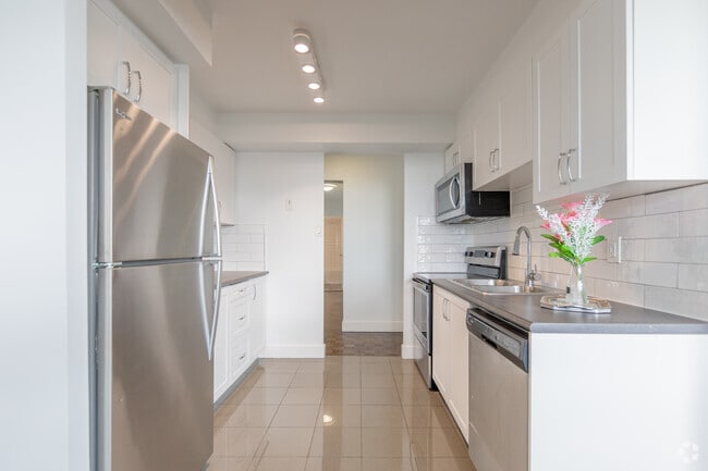 Building Photo - 25 Fisherville