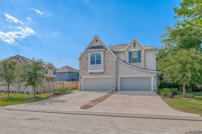 Building Photo - 114 Handley Dr