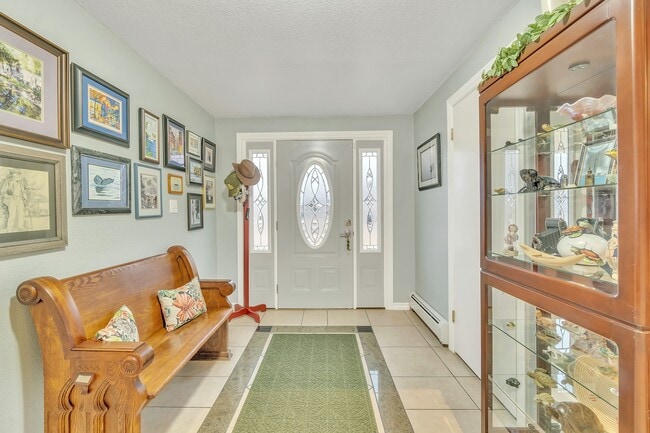 Foto del edificio - 10240 Potomac St