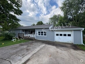 Building Photo - 1228 E Berkeley St