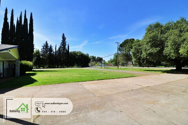 Foto del edificio - 8759 Airport Rd