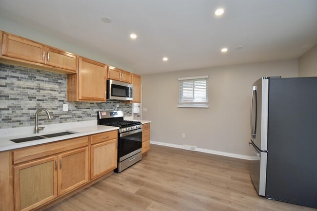 Building Photo - 7073 Monongahela Dr