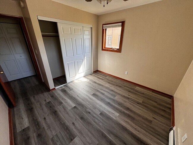 Interior Photo - 1871 7th St E