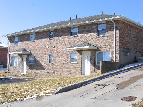 Building Photo - 4853-4859 NW Homestead Rd