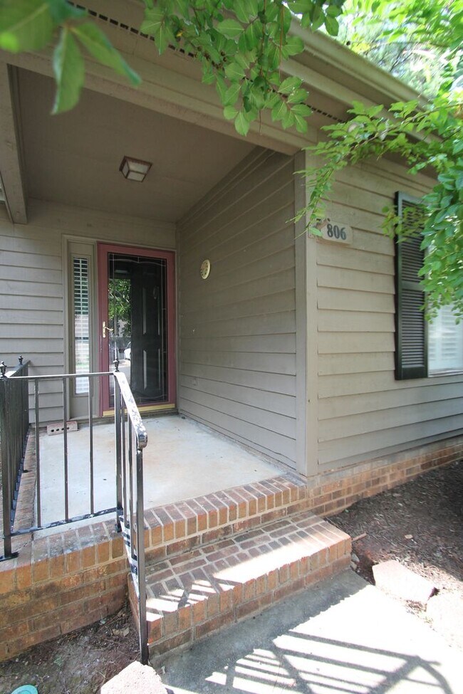 Foto del edificio - Exclusively offered by MUSE REALTY, LLC