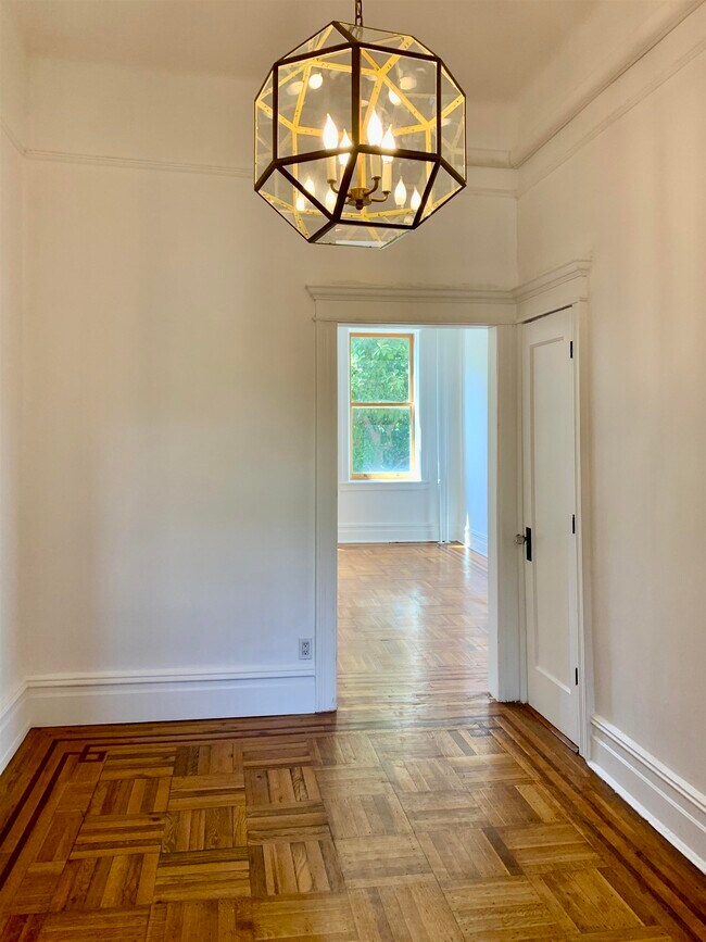 Foto del edificio - 284 4th St