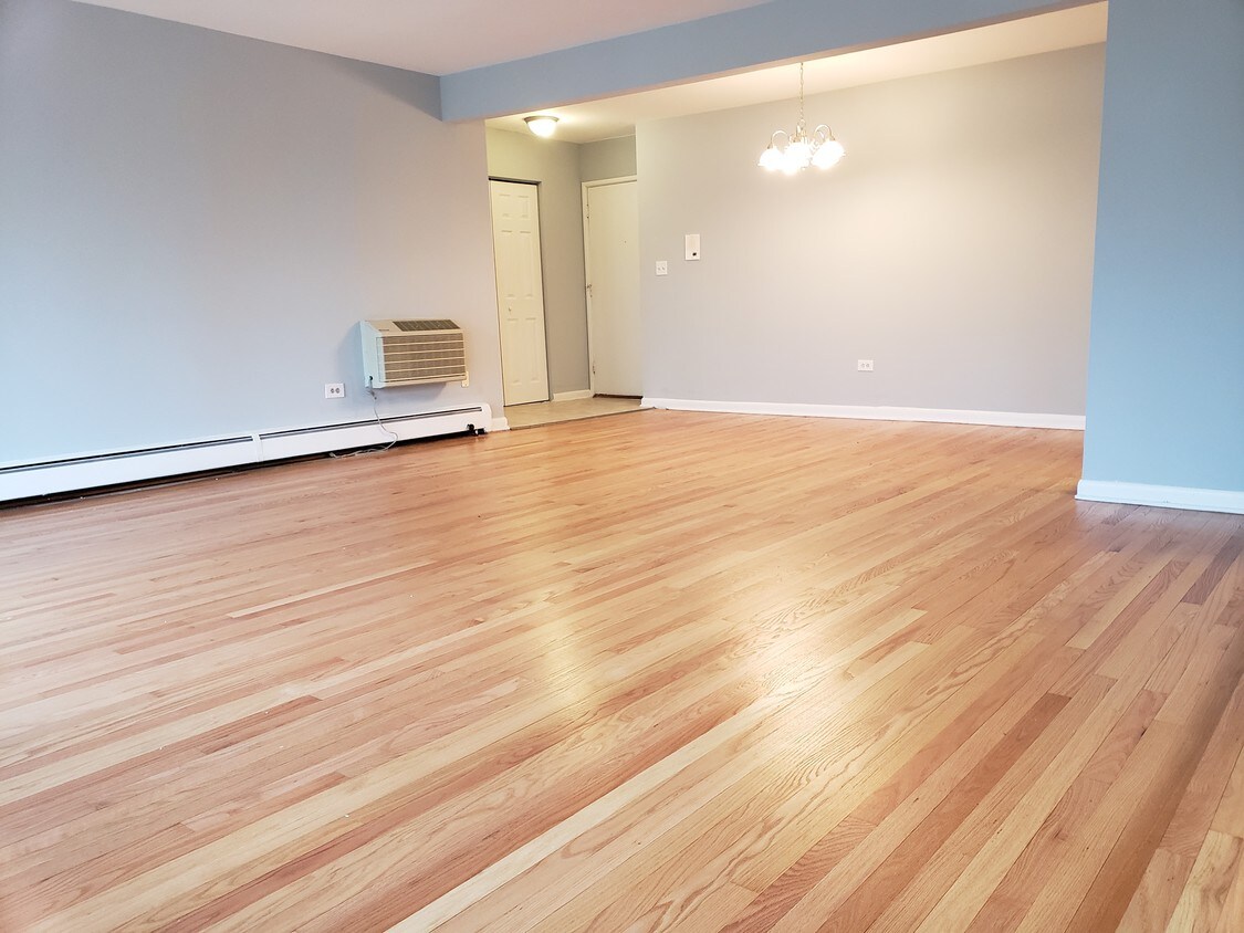 Foto principal - 8500 Skokie Blvd