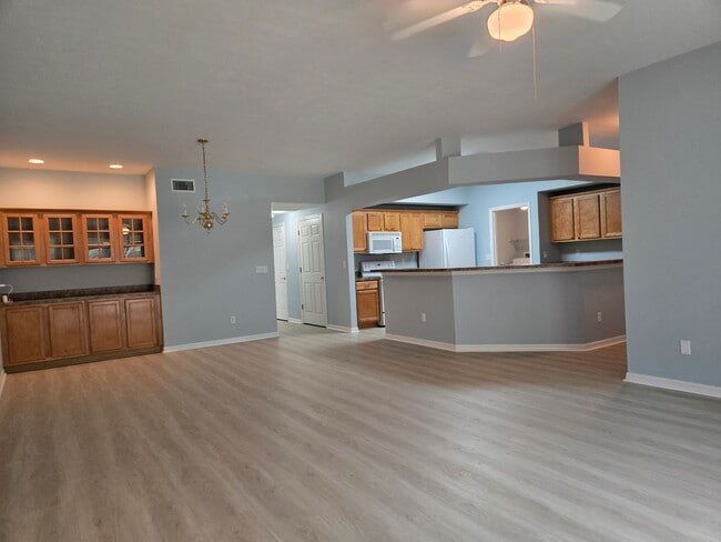 Foto del edificio - Beautiful & Spacious 3-Bedroom Home in Gated Community – 2-Car Garage!