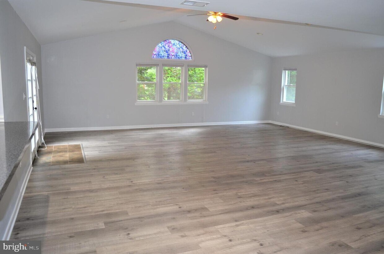Primary Photo - 1683 Tarleton Way