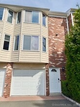 Building Photo - 1611 Washington Blvd