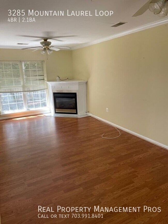 Foto del edificio - Qualify for a Zero Deposit/Two Car Garage-...