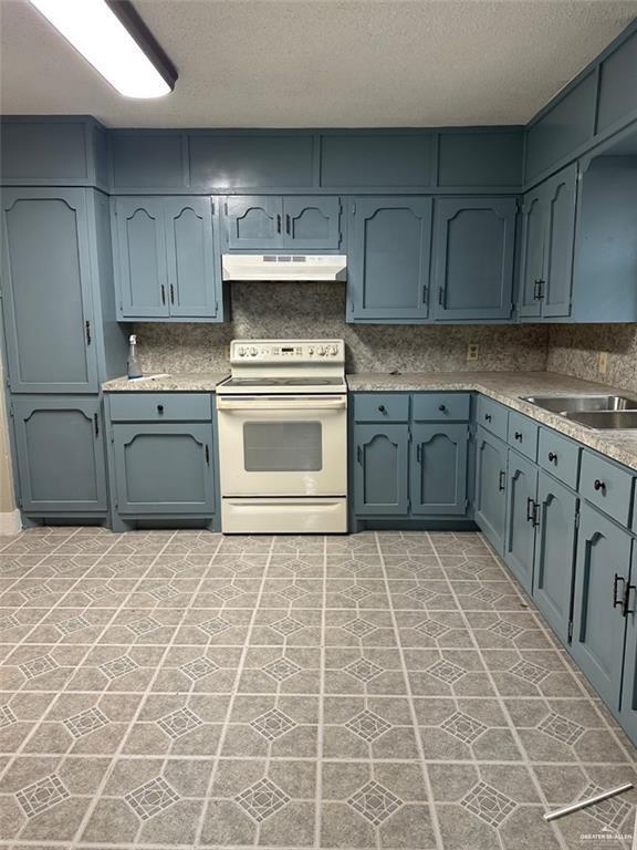 126 North Pine Avenue, Rio Grande City, TX 78582 House Rental in Rio