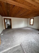 Building Photo - 127 S Ada St