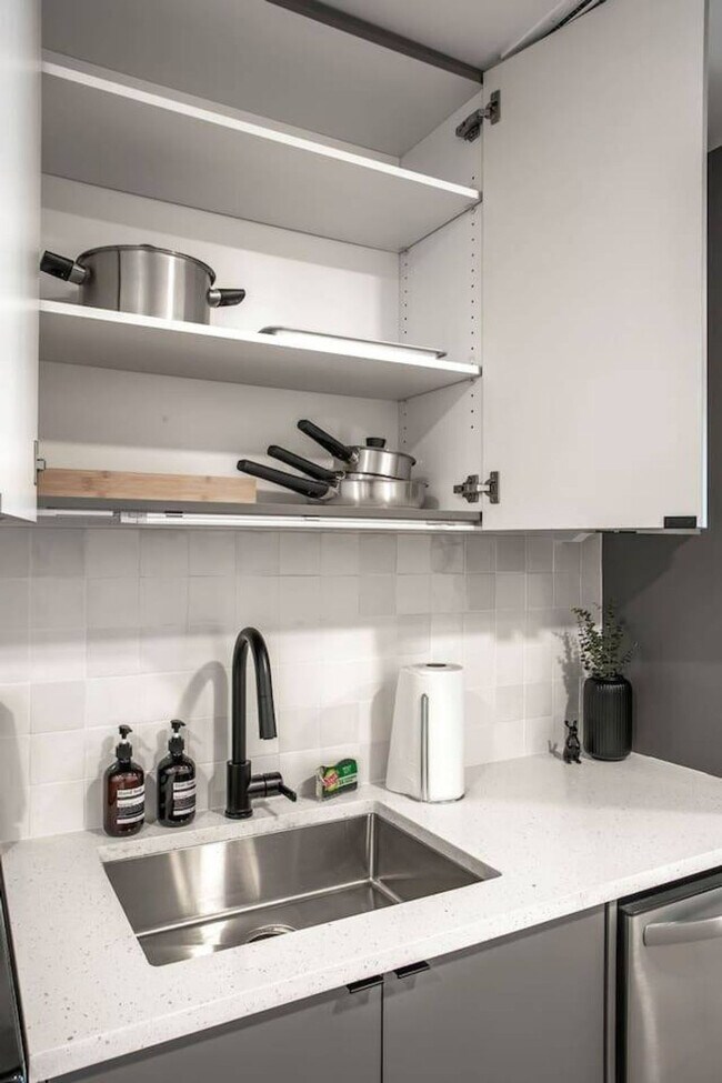 Foto del edificio - 1704 N 17th St
