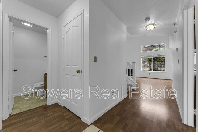 Foto del edificio - 309 Cam Arroyo