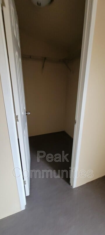 Building Photo - 1809 Pecan St