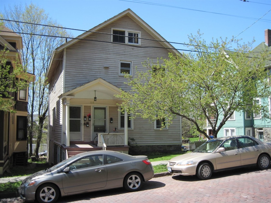 Primary Photo - 1 br, 1 bath Apartment - 110 STEWART AVE # 2