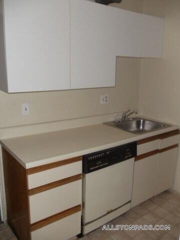 Foto principal - 86 Glenville Ave