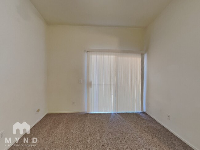 Building Photo - 5225 W Reno Ave