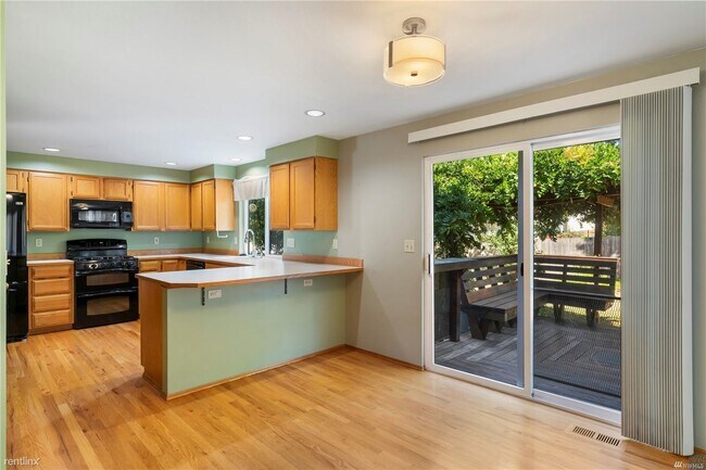 Foto del edificio - 4 br, 2.5 bath House - 10376 Southeast 187...
