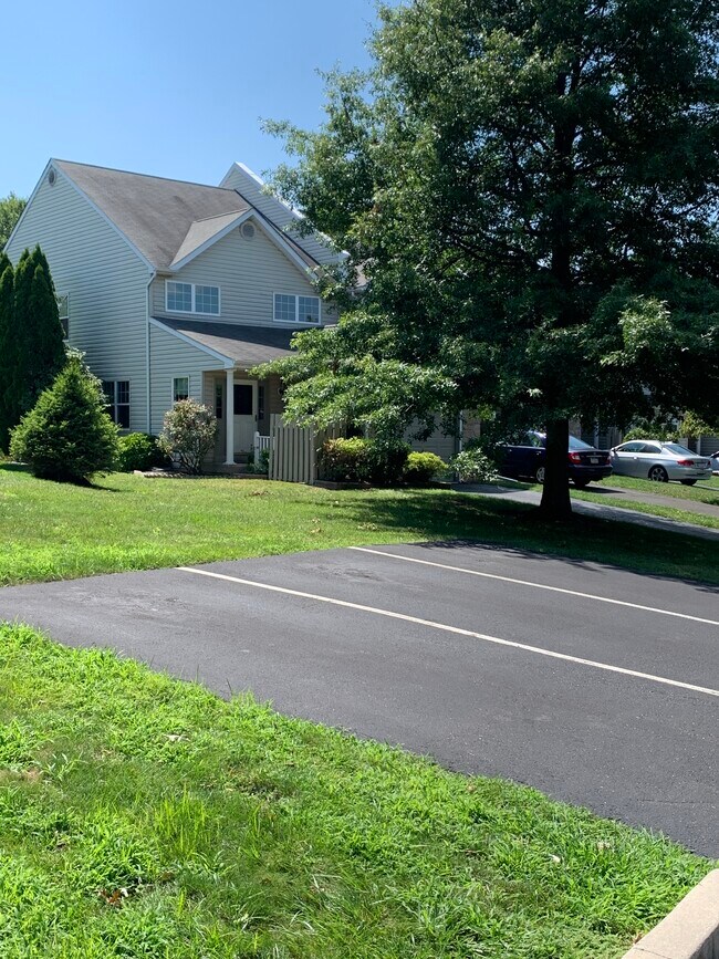 108 Galway Cir, Chalfont, PA 18914 Townhome Rentals in Chalfont PA
