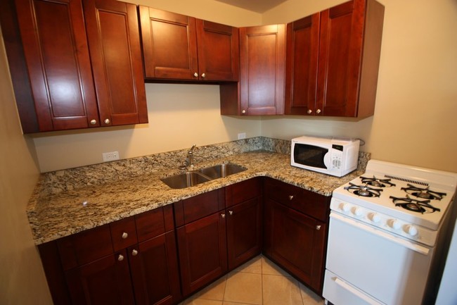 Foto del edificio - 1410 Poplar St