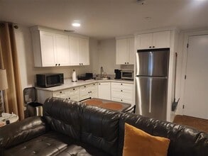 Building Photo - 2911 Placer Dr