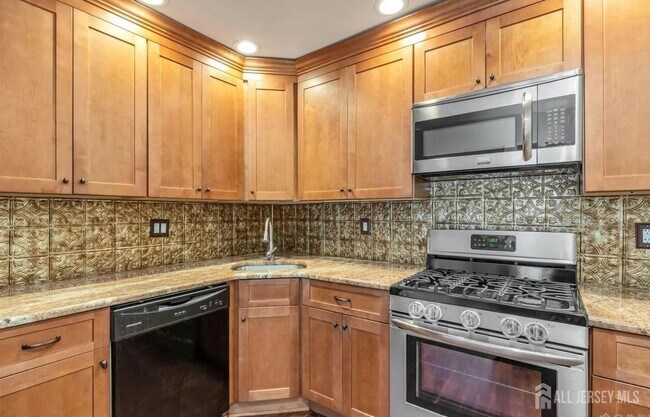 Foto del edificio - 378 lancaster Ct