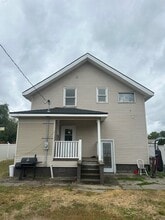 Building Photo - 4704 N Lacey St