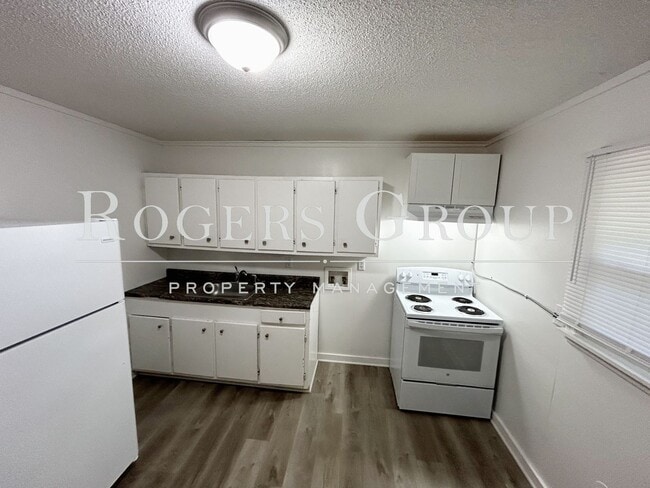 Building Photo - 416-418-418 Ridley St