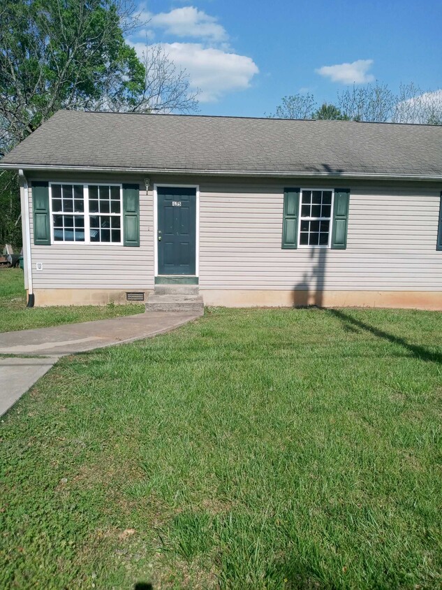 Primary Photo - 435 N Davis Ave