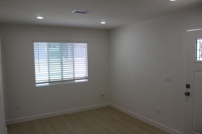 Foto del edificio - Brand New Construction, Never Lived In, 2bd 2ba in Fullerton
