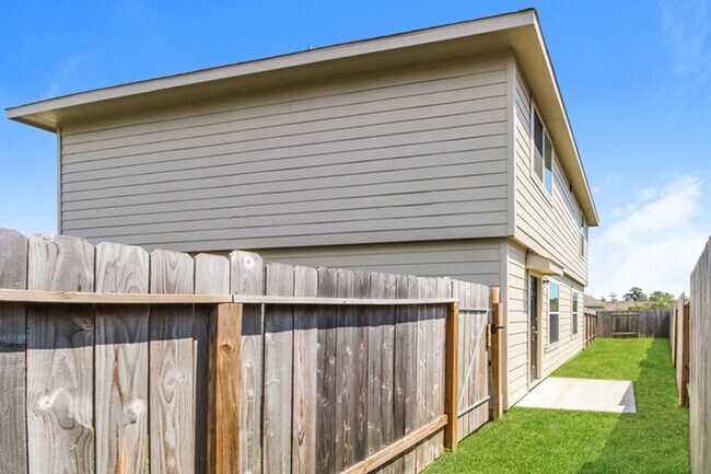 Foto del edificio - 8630 Doris Oaks Cir