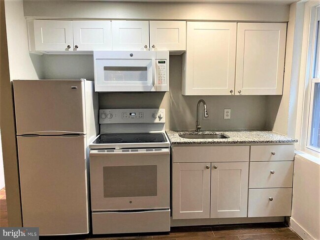 Foto del edificio - 1321 Spruce St