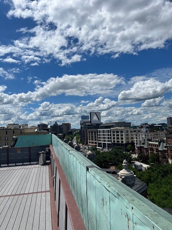 Foto del edificio - 464 Commonwealth Ave