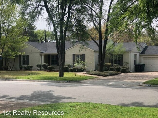 Building Photo - 3 br, 2 bath House - 2916 Fairfield Avenue