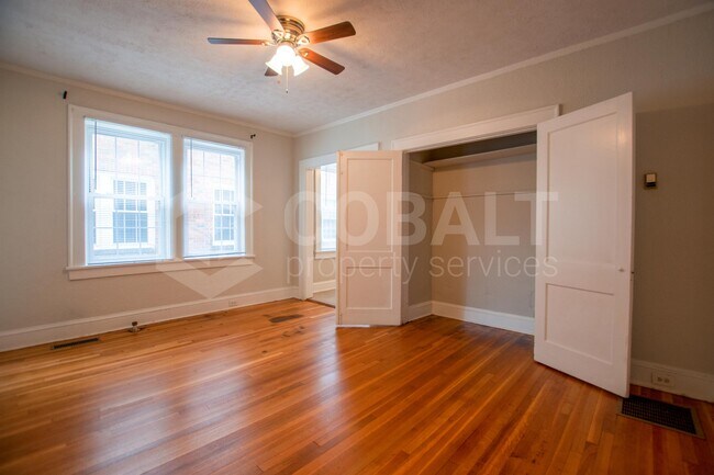 Foto del edificio - 993 North Highland Avenue Northeast