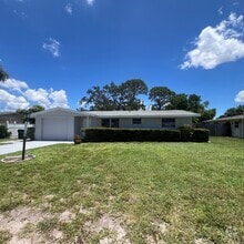 Building Photo - 7456 Cass Cir
