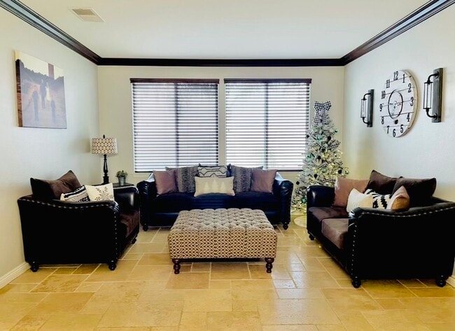 Building Photo - Coming Soon Single story 4 Bedroom Pool House for Rent in Wildomar