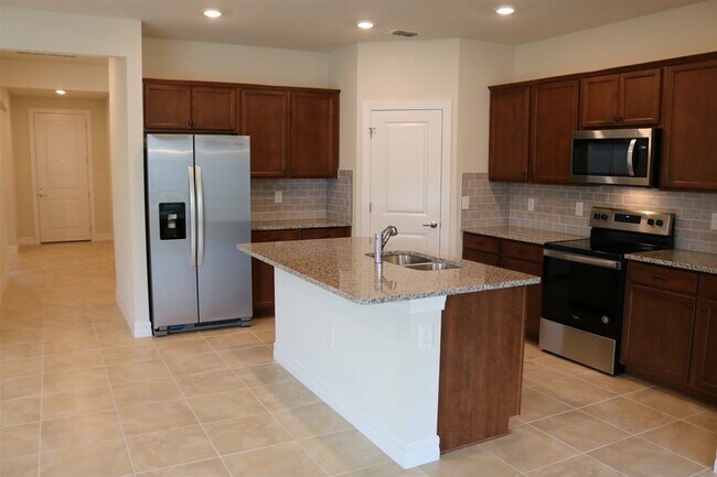 Building Photo - 667 La Mancha Dr