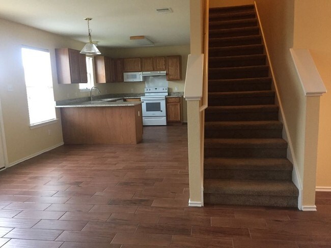 Foto del edificio - 144 Meadow Park Dr