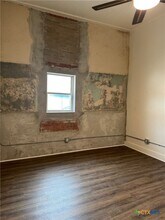 Building Photo - 11 S Main St