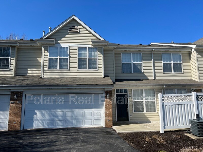 2209 Colfax Ln, Indianapolis, IN 46260 House Rental in Indianapolis